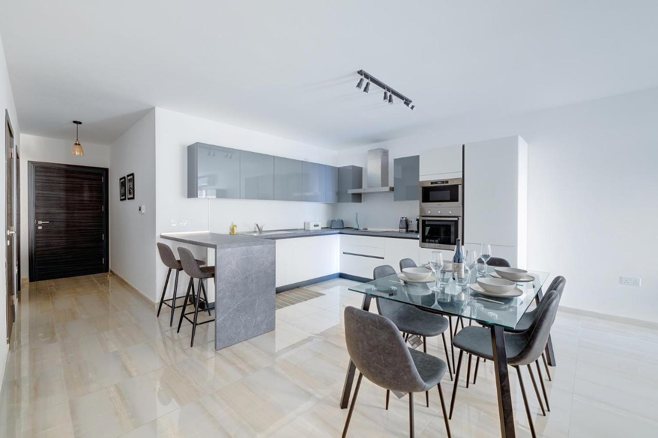 Chic 2Br Apartment, Ideal Location Ta Xbiex Exterior photo