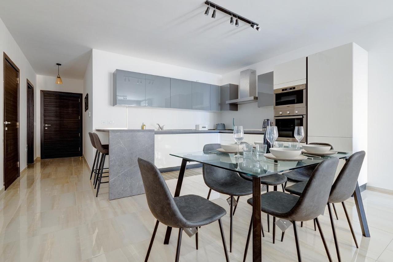 Chic 2Br Apartment, Ideal Location Ta Xbiex Exterior photo