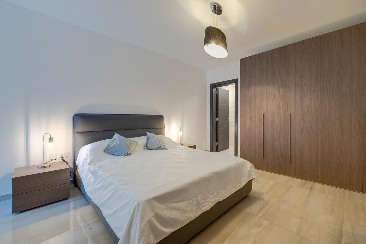 Chic 2Br Apartment, Ideal Location Ta Xbiex Exterior photo